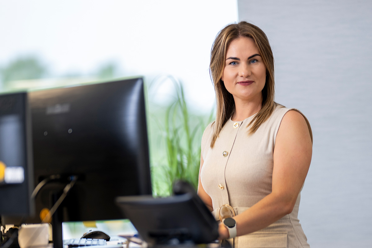 Justyna Lipinska-Borrmann, Buchhaltung